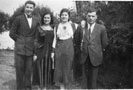 Fuentes de Ayódar 4 de noviembre de 1931. Boda de José Pérez y Teresa Sanfélix, a su izquierda Asunción y Eduardo Sanfélix