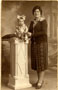 Matilde Sanfélix con su tia Asunción Sanfélix. Año 1927